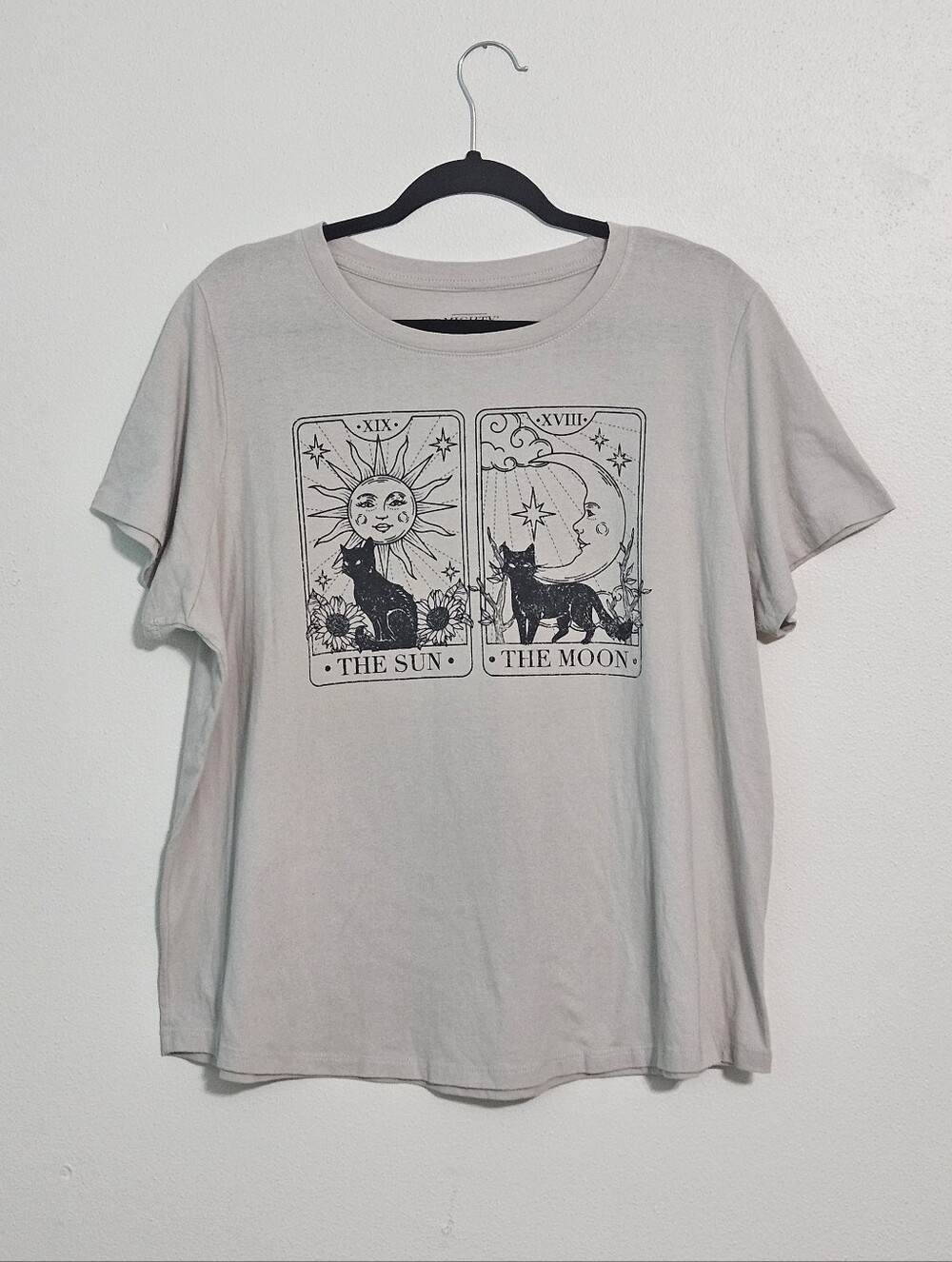 Mighty Fine Tarot "The Sun & The Moon" Graphic Tee Beige XXL